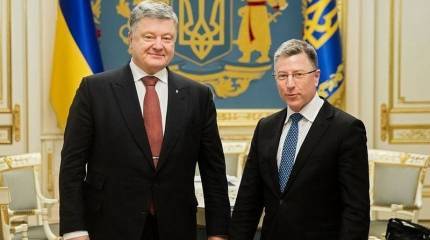 Русские военные на Азове:  Волкер "озабочен", а Порошенко жалуется