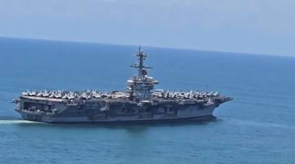 Иран заявил об испытаниях ПКР над авианосцем ВМС США