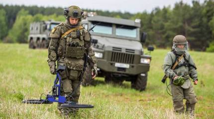Новая экипировка для инженерных штурмовых подразделений поступит до конца года