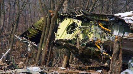 Варшава в 6-ю годовщину авиакатастрофы под Смоленском снова ищет "руку Кремля"