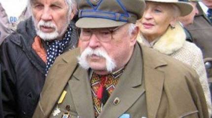 В Ивано-Франковске открыта мемориальная доска в честь боевика УПА М.Зеленчука