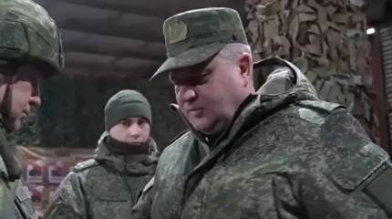 Арестованный по подозрению во взяточничестве экс-замглавы Генштаба РФ генерал Шамарин выражает желание отправиться на СВО