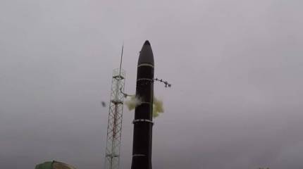 Сербская пресса: В НАТО спровоцировали конфликт на Украине, чтобы не дать РФ получить превосходство над Западом по стратегическому вооружению