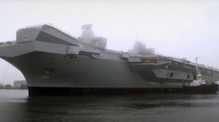 Британии приходится буквально разбирать на части один из двух своих авианосцев, чтобы поддерживать в рабочем состоянии второй