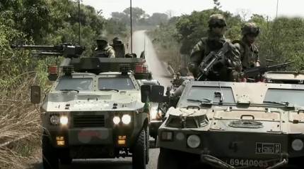 Местные жители на неделю блокировали французскую армейскую колонну на западе Африки