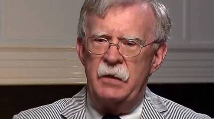 Советник Трампа обвинил РФ в хищении технологий гиперзвукового оружия у США