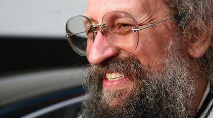 «Правительство давно надо менять, но дело не в конкретных людях»