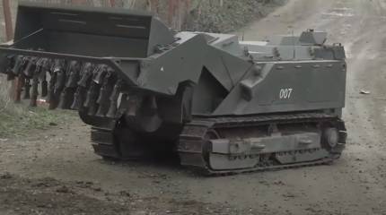 Названо количество стран, подавших заявки на российские сапёрные комплексы «Уран-6»