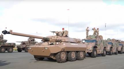 Боевые машины на военном параде во Франции