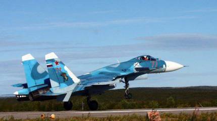 Летчики Северного флота отрабатывают навыки ведения воздушного боя