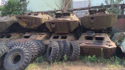 Советник Порошенко заявил, что под мобилизацию подпадают алкоголики и идиоты, а генералы бойкотируют восстановление техники