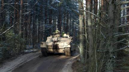 «Поленились сменить камуфляж»: литовские пользователи об американских танках в лесах Литвы