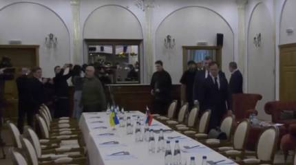 «Беловежье наоборот»: в Белоруссии делегации России и Украины приступили к переговорам