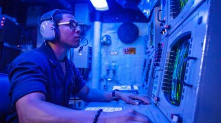 ВМС США и Британии провели противолодочные учения неподалёку от морских границ РФ в Арктике