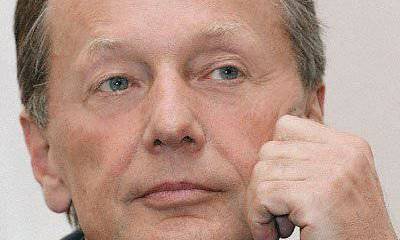 Сталин с нами!