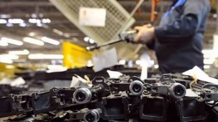 Россия продолжает строительство завода по лицензионному производству АК-103 и боеприпасов в Венесуэле