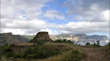 Заброшенная 19-я орудийная батарея