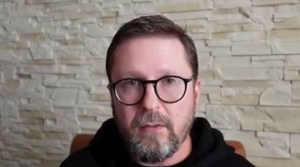 В отношении известного украинского журналиста СБУ выдвинула обвинение в госизмене