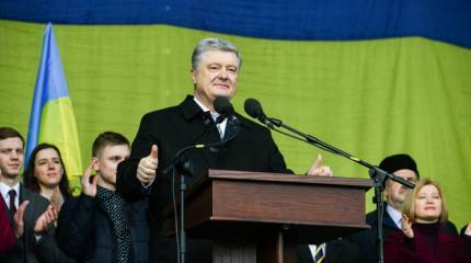 План по "возвращению Крыма" Порошенко не предполагает военных методов