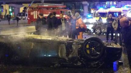 Обезьяна с гранатой