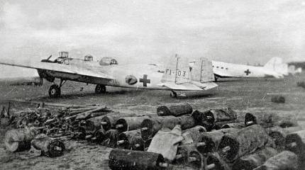 Японские самолёты и экипажи на службе союзников