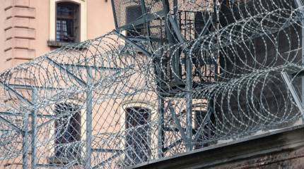 Песков: Москва контролирует ситуацию с задержанными в Баку россиянами