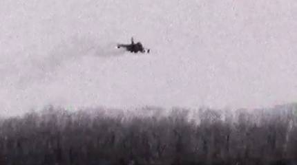 Минобороны показало кадры применения авиабомб с парашютным механизмом по укреплённым позициям противника