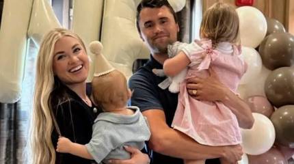 Вдова Кирка: В США объявлена война против духовности