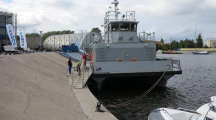 На Каспии начались испытания катамарана модульного типа