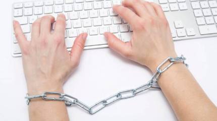 Репосты в соцсетях: сажать или лупить?