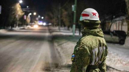 В Сети появилось первое видео входа российских войск на территорию Донецкой и Луганской республик