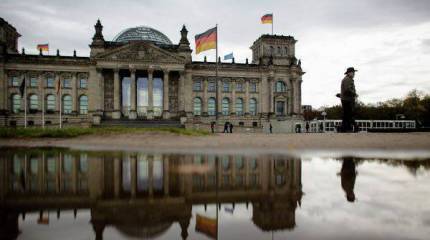 Немецкий депутат: Под прикрытием войны на Украине распродаются пахотные земли