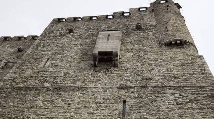 Туалет для графской крепости. Как в средние века справляли нужду