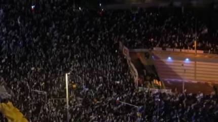 Израильская газета: Ближайшее окружение Нетаньяху считает, что он столкнулся с восстанием израильских сил безопасности