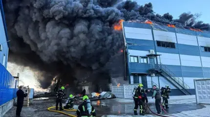 Западным журналистам не ответили на вопрос, что сгорело на складах в Киеве