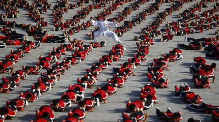 Китайская модель разрушает гегемонию «общечеловеческих ценностей» ("Жэньминь жибао", Китай)