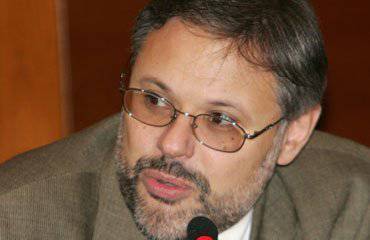 Михаил Хазин: Прогноз на 2012 год: Путин должен быстро принять стратегическое решение о «делиберализации»