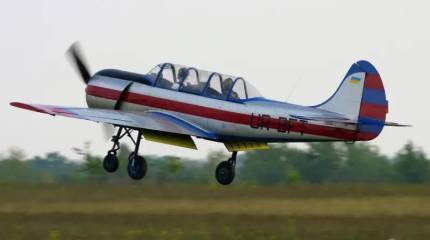 Опубликованы кадры попытки перехвата российского беспилотника самолётом Як-52 ВСУ
