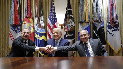 Алиев и Пашинян подписали мирный договор в Вашингтоне и присвоили имя Трампа Зангезурскому коридору