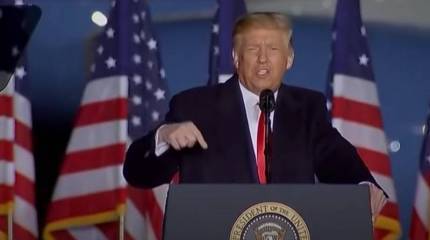 Трамп рассказал о похищении технологии американской «супер-пупер-ракеты» Россией