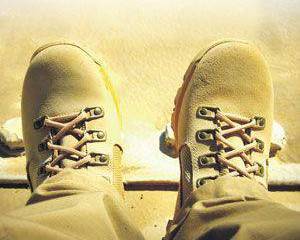 След нашего пехотинца