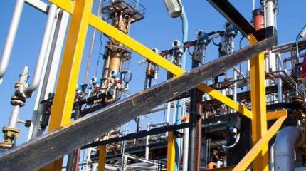 Близки к сотне за баррель: Экономисты следят за ценами на нефть на фоне украинского кризиса