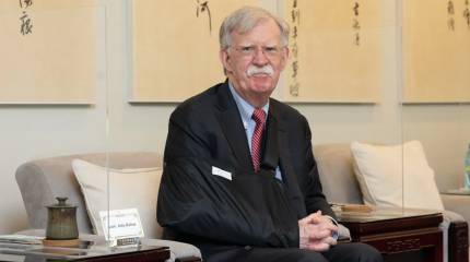 Болтон: риторика Трампа ослабляет позиции США на переговорах с Ираном