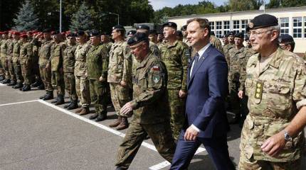 Президент Польши Дуда заявил, что видит в России угрозу