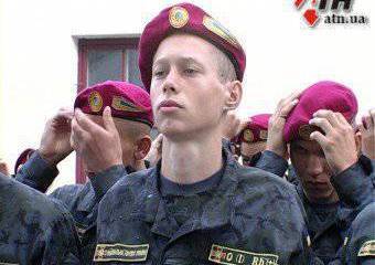 Украинские срочники находятся в заложниках у нынешних властей "незалежной"