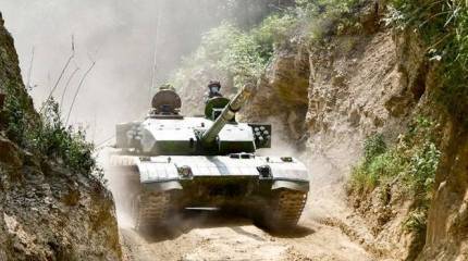 Замеченные странности учений китайской танковой бригады