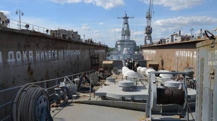 На единственном десантном корабле ВМС Украины произошёл пожар