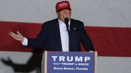 Опрос: американские военные своим верховным главнокомандующим выбрали бы Трампа