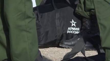 Евросоюз осудил призыв крымчан на службу в российскую армию