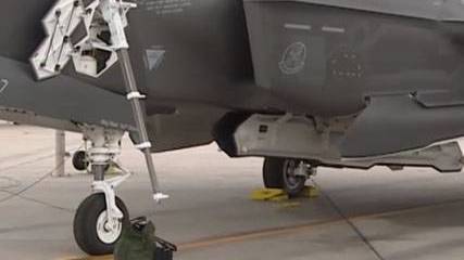 Заявлено о проблеме "незакреплённых" лестниц на F-35